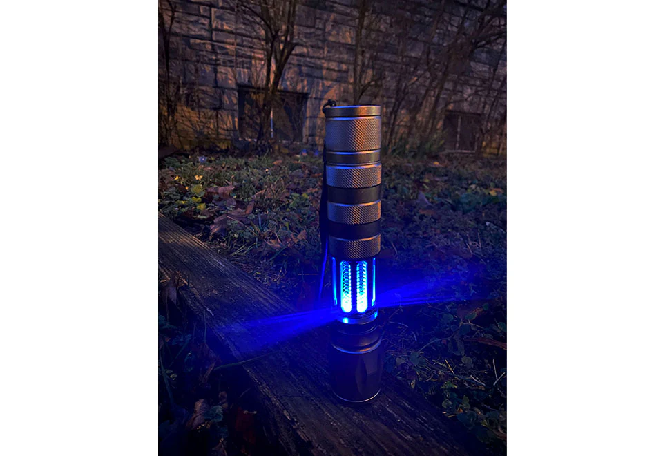 2-in-1 Flashlight Bug Zapper - Image 2
