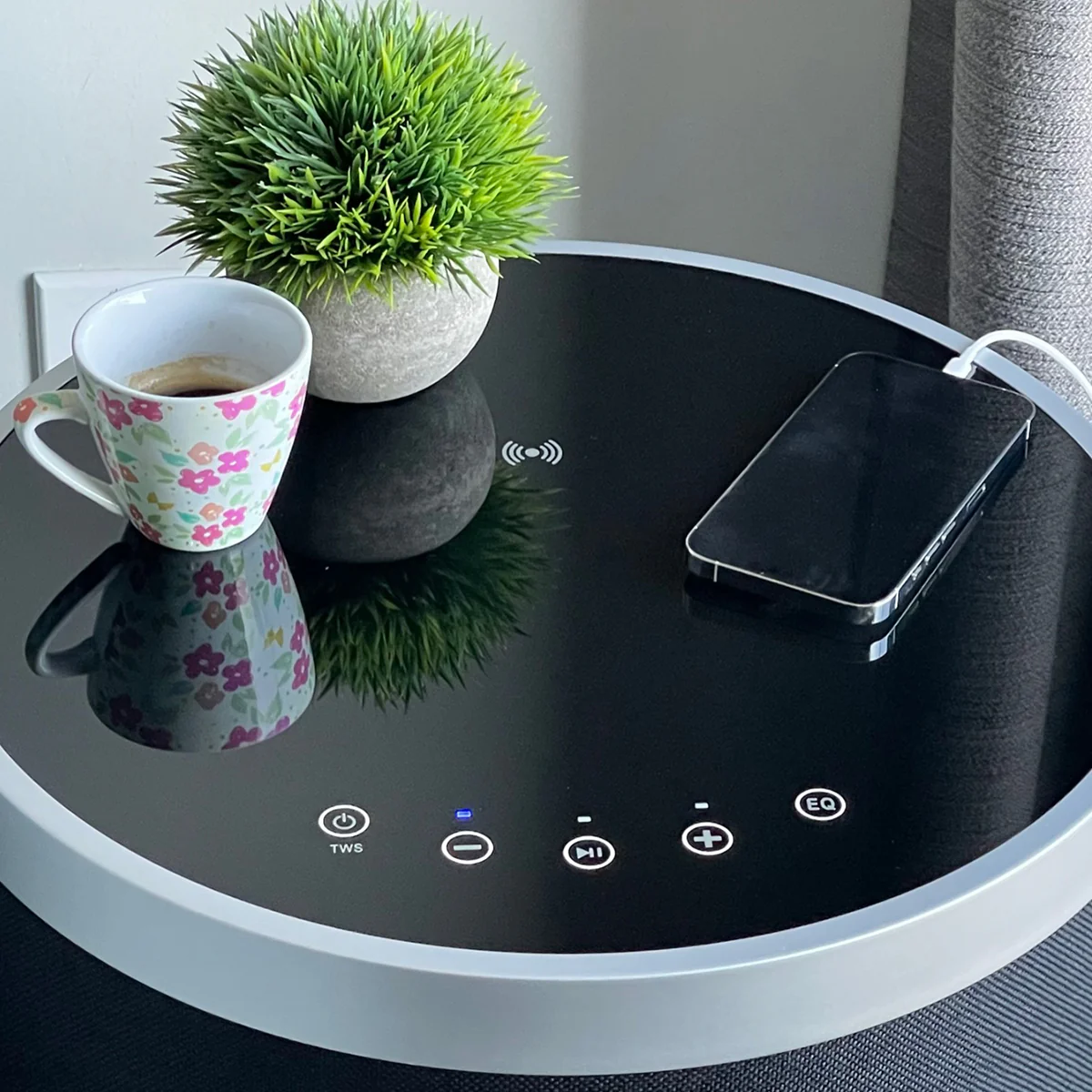 Smart Home Speaker Charging Sound Table - Image 7