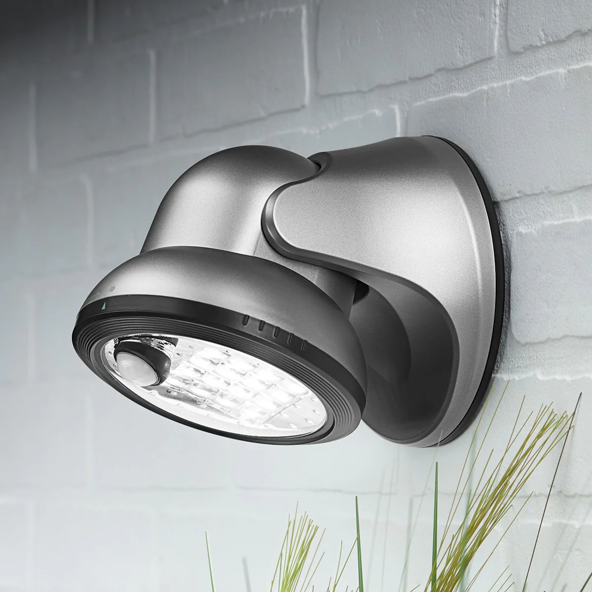 World's Brightest Motion-Activated Cordless Light